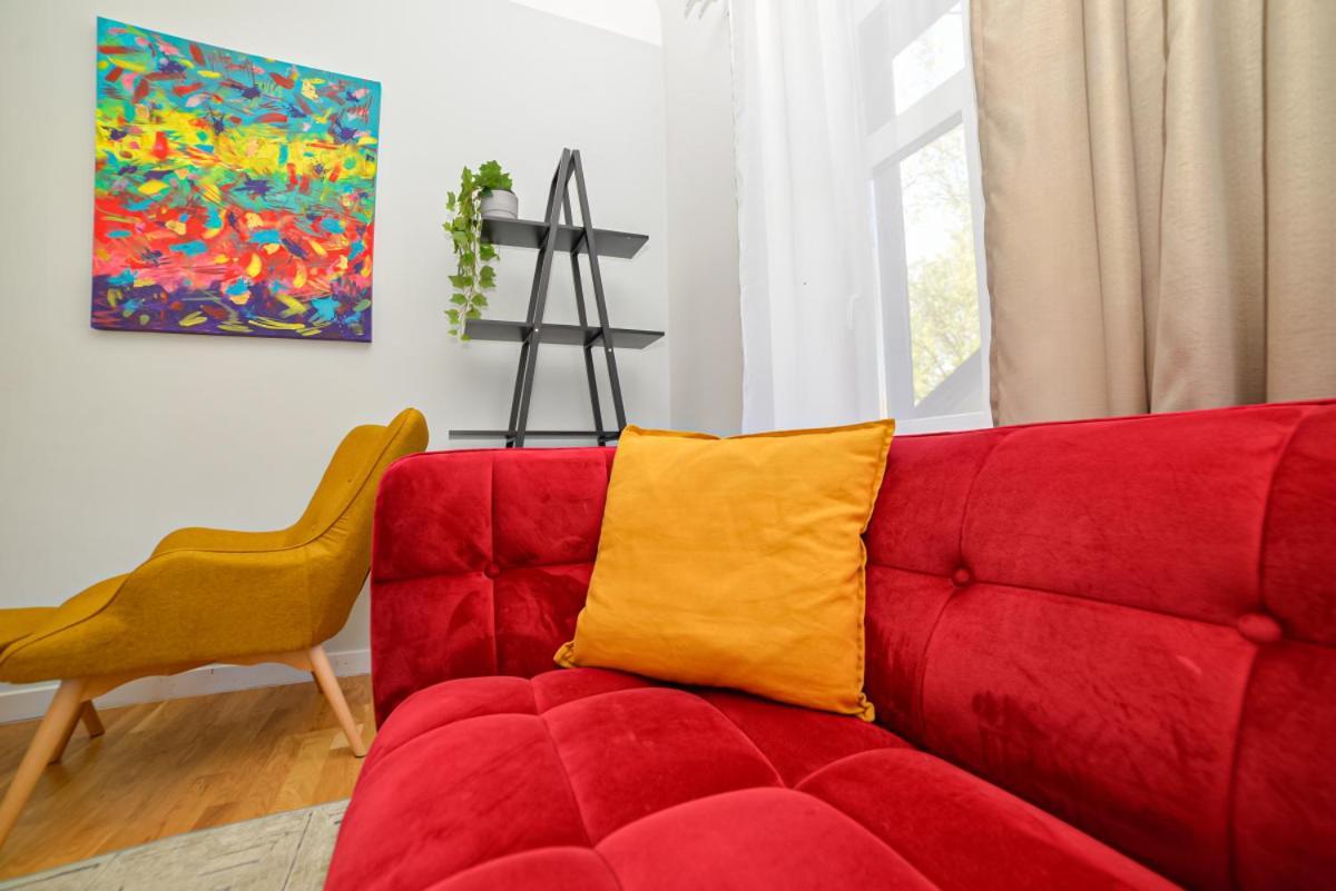 Homly S22 Apartment Riga Bilik gambar